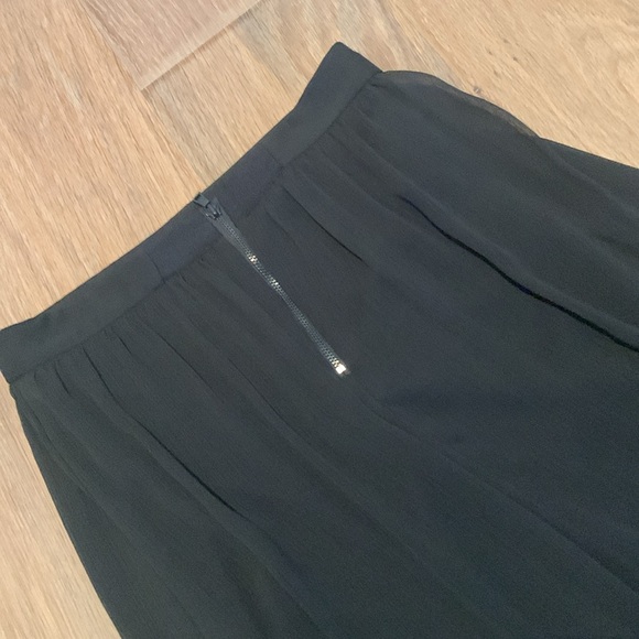 Alice and Olivia Maxi skirt size 2 - Picture 5 of 5